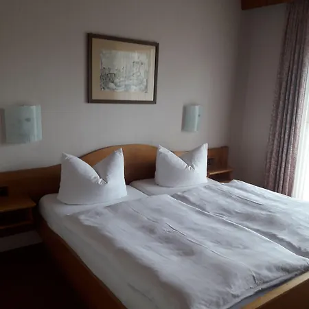 Szálloda Jaegerhof 3*