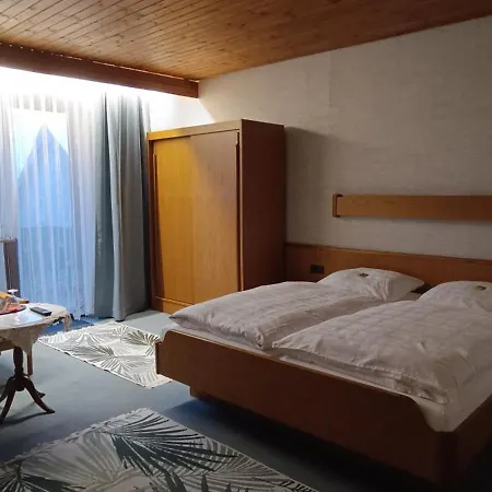 Jaegerhof Szálloda 3*