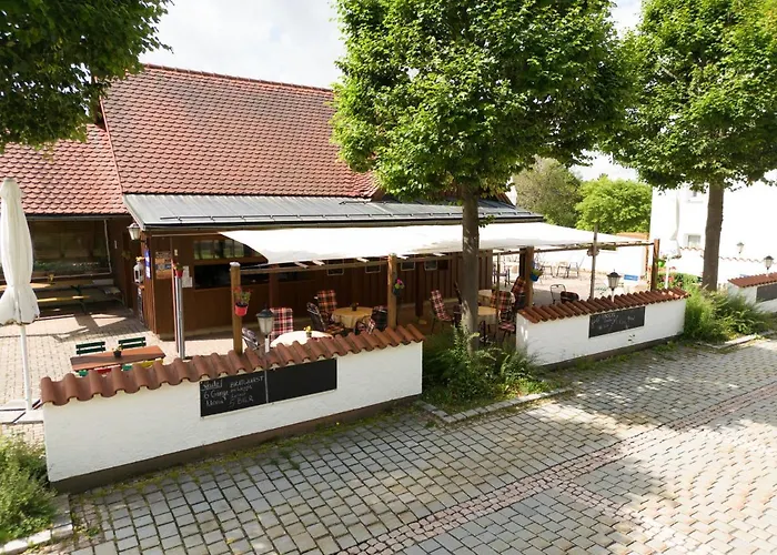 Jaegerhof & Restaurant & Biergarten 3*