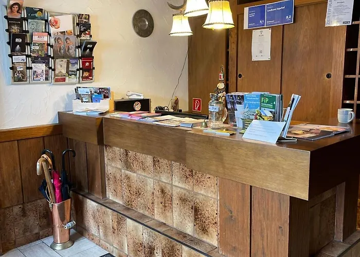 Jaegerhof & Restaurant & Biergarten فندق 3*